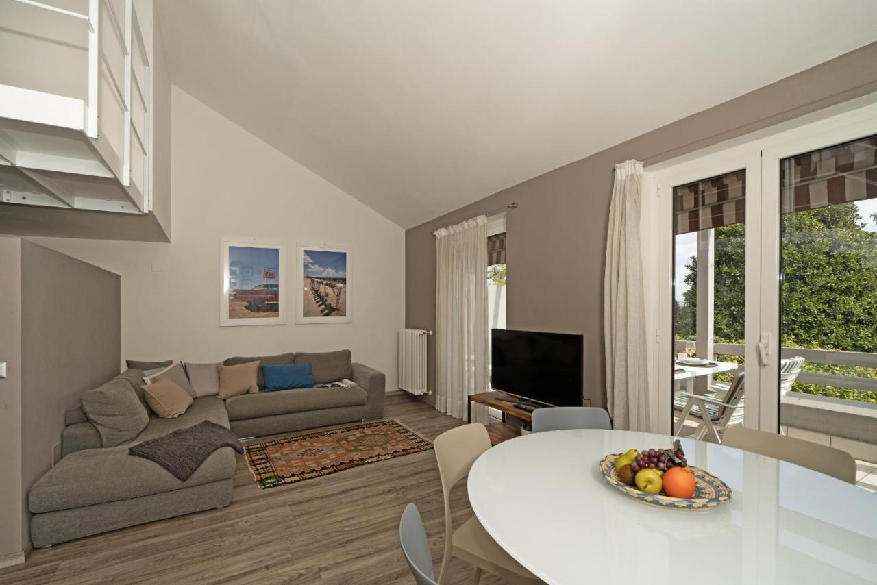 Villa Il Melagrano A11 By Wonderful Italy Padenghe sul Garda Exterior foto